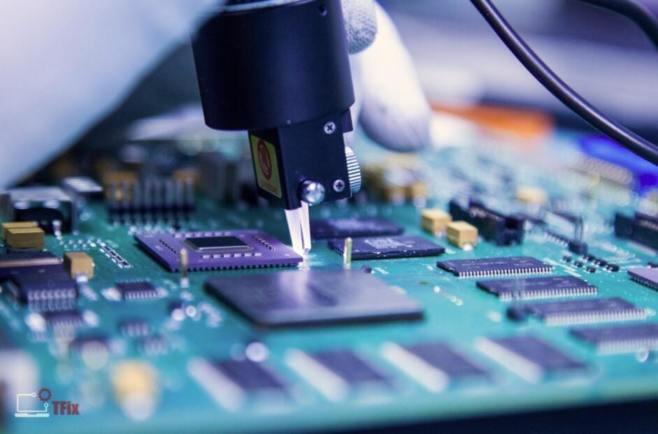 SMT automated board assembly at Pranay Aerospace